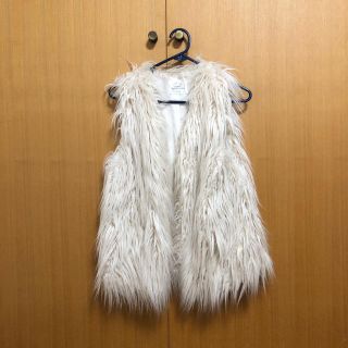 ザラキッズ(ZARA KIDS)のzara ファーベスト(毛皮/ファーコート)