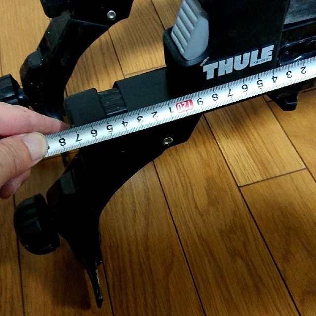 THULE(スーリー)のパピー様専用 THULE(スーリー)純正スノーボード・スキーキャリア 自動車/バイクの自動車(車外アクセサリ)の商品写真