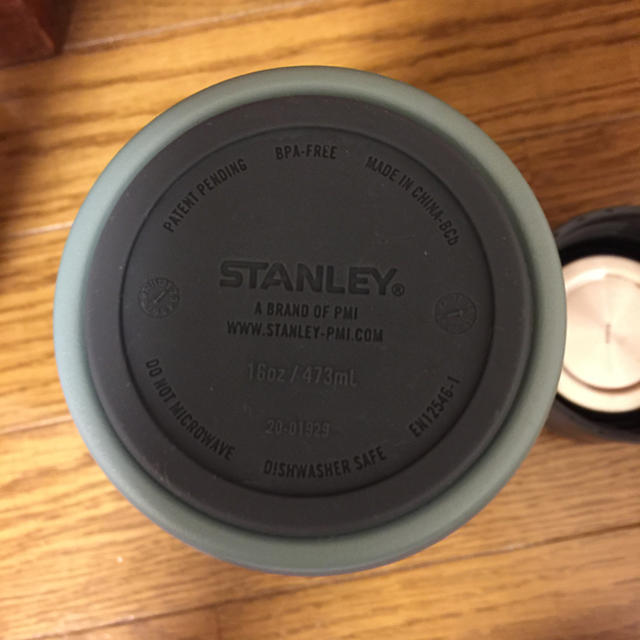 Stanley(スタンレー)のSTANLEY  ほぼ新品 キッズ/ベビー/マタニティの授乳/お食事用品(水筒)の商品写真