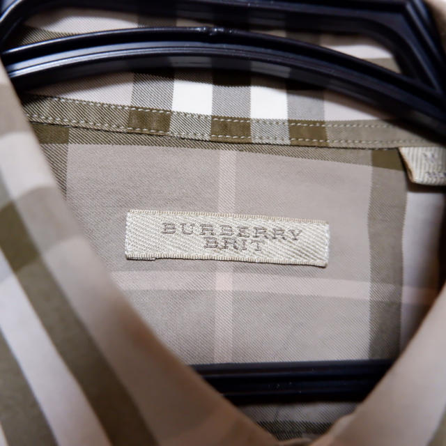 BURBERRY(バーバリー)の2月21日まで★BurberryBRIT★スリムチェックシャツ★Mサイズ メンズのトップス(シャツ)の商品写真