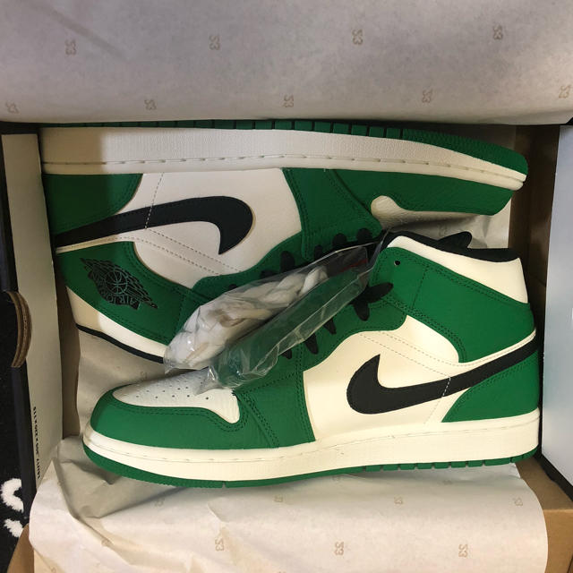 NIKE(ナイキ)の27.0 込 NIKE AIR JORDAN 1 mid Pine Green  メンズの靴/シューズ(スニーカー)の商品写真