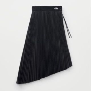 ハイク(HYKE)のクーポン期間限定値下げ Ｔｅｃ　Ｐｌｅａｔｅｄ　Ｓｋｉｒｔ ブラック(ひざ丈スカート)