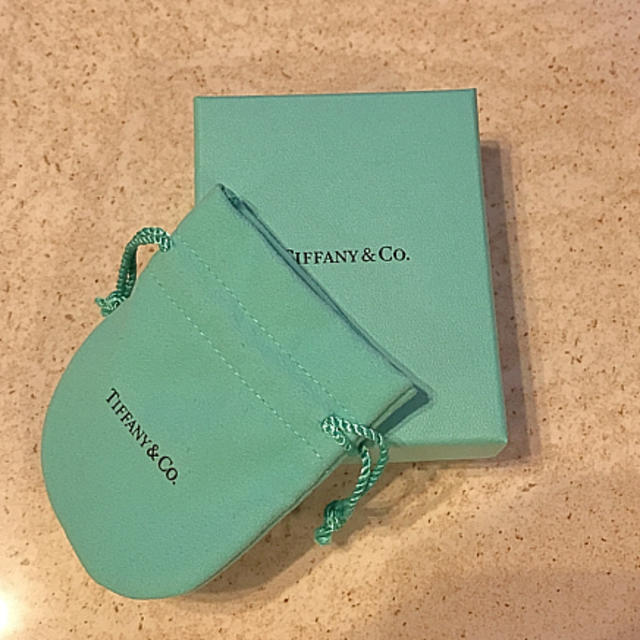 Tiffany & Co.(ティファニー)のTiffany ティファニー 空箱 レディースのバッグ(ショップ袋)の商品写真