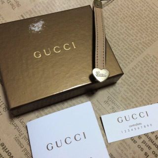 グッチ(Gucci)の＊正規品＊ハート型ストラップ(ストラップ/イヤホンジャック)