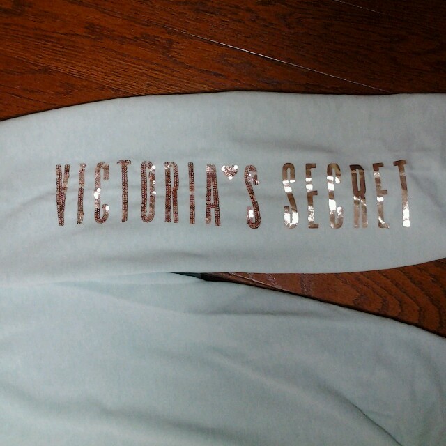 Victoria's Secret(ヴィクトリアズシークレット)の新品! VS ロゴ スウェット パンツ レディースのルームウェア/パジャマ(ルームウェア)の商品写真