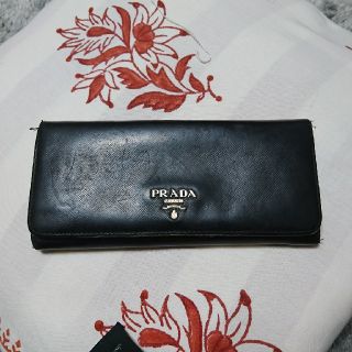 プラダ(PRADA)の《大ちゃん様専用》【プラダ】メタルロゴ型押しレザー長財布(ネロ・ブラック)(長財布)