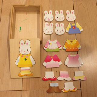 木のおもちゃ きせかえパズル うさぎ(知育玩具)