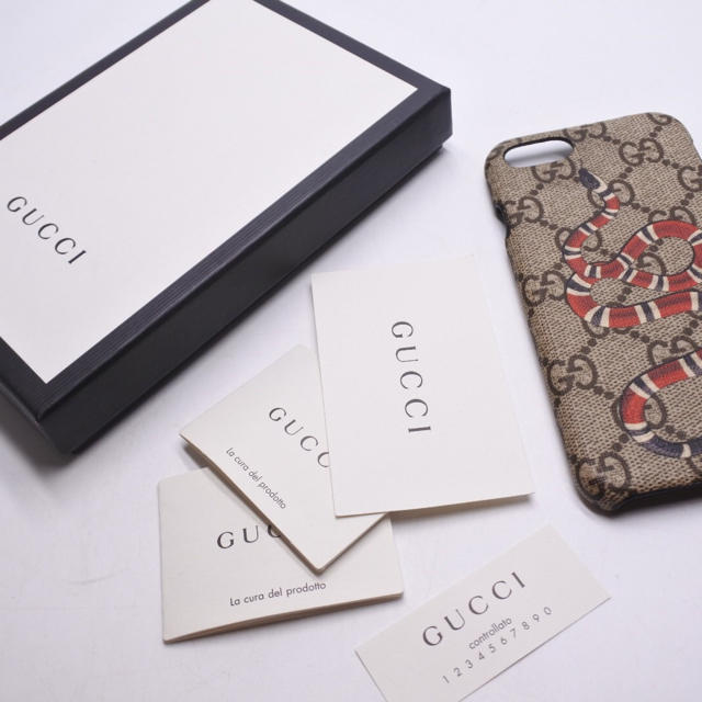 adidas iphone8 ケース 安い | Gucci - GUCCI　グッチ　iPhone7/8　キングスネーク プリント　GGスプリームの通販 by ごとく's shop｜グッチならラクマ