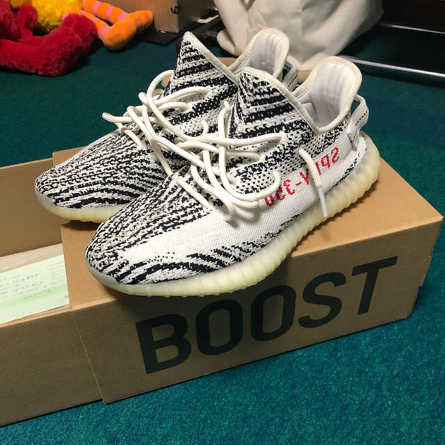 adidas(アディダス)のyeezy boost 350 v2 zebra メンズの靴/シューズ(スニーカー)の商品写真