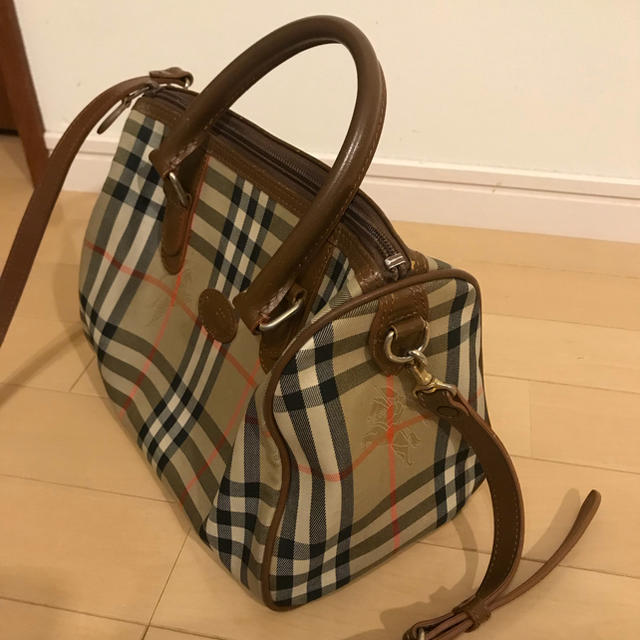 BURBERRY(バーバリー)のBurberrys 2way ショルダーバッグ ボストン  レディースのバッグ(ショルダーバッグ)の商品写真