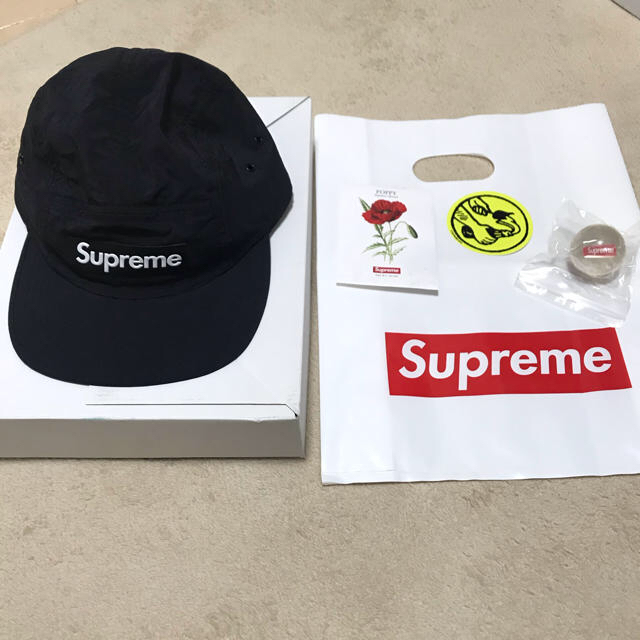 Supreme(シュプリーム)のsupreme Raised Logo Patch Camp Cap メンズの帽子(キャップ)の商品写真