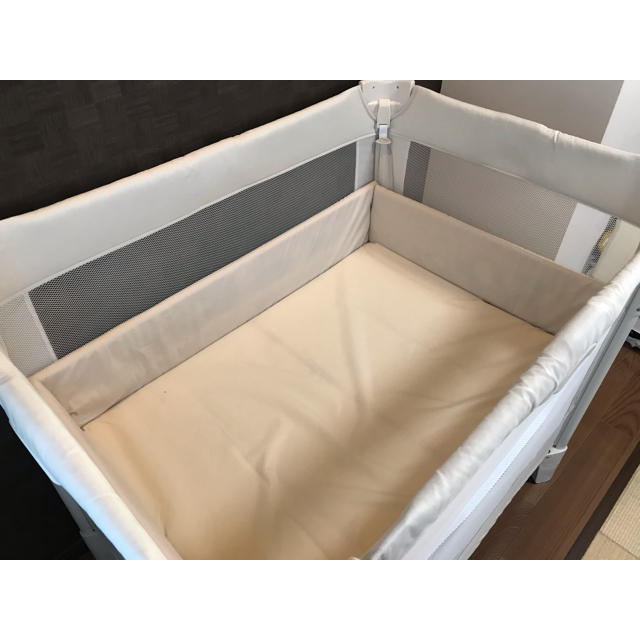 Rosy lily様専用☆アップリカ ココネル キッズ/ベビー/マタニティの寝具/家具(ベビーベッド)の商品写真