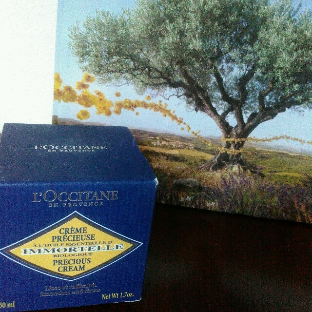 L'OCCITANE(ロクシタン)のイモーテル プレシューズクリーム  コスメ/美容のスキンケア/基礎化粧品(フェイスクリーム)の商品写真