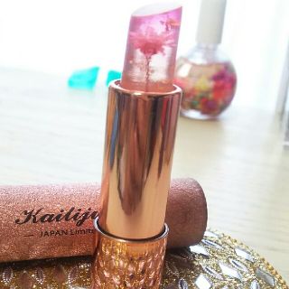 カイリーコスメティックス(Kylie Cosmetics)の落ちにくい❇kailijumeiフラワーリップ💠(口紅)