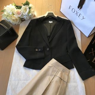 フォクシー(FOXEY)のFOXEY 黒のジャケット クリーニング済み 38 お仕事や式なとに(テーラードジャケット)