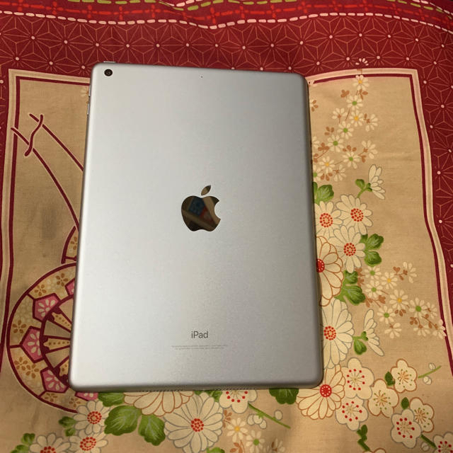 iPad 2018 第6世代 wifi 128ＧＢ 1