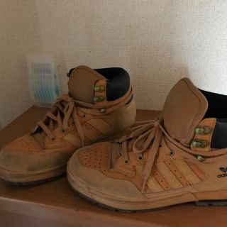 アディダス(adidas)のアディダス ハイカットスニーカー(スニーカー)