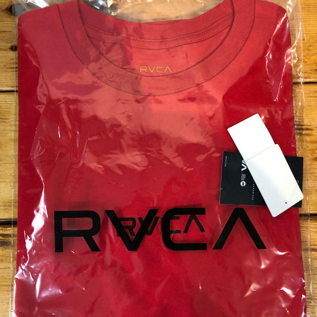 RVCA(ルーカ)のメーカー完売品   RVCA スタンダードフィットロンT メンズのトップス(Tシャツ/カットソー(七分/長袖))の商品写真