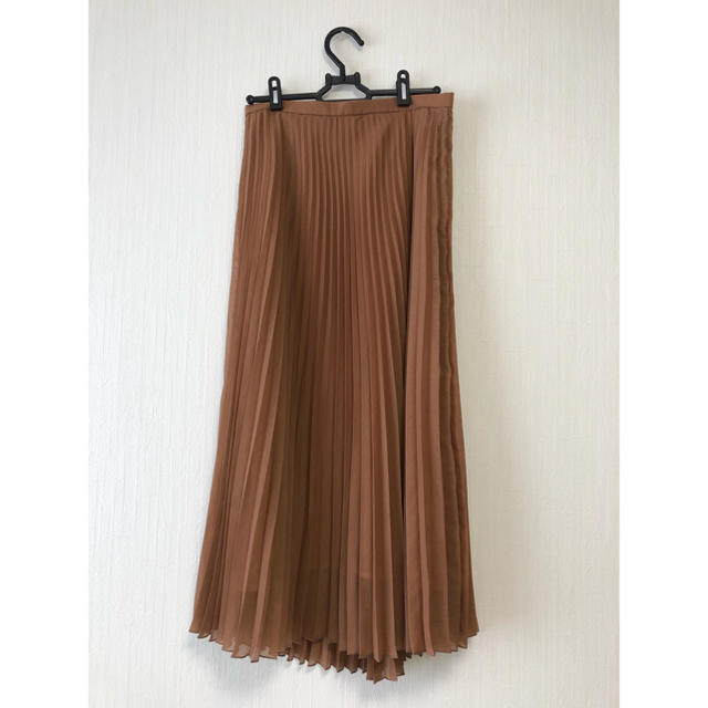 ELLE(エル)のELLE エル プリーツ ロング スカート ブラウン レディースのスカート(ロングスカート)の商品写真