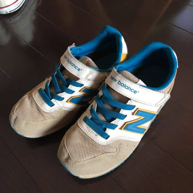 New Balance(ニューバランス)の専用 キッズ/ベビー/マタニティのキッズ靴/シューズ(15cm~)(スニーカー)の商品写真