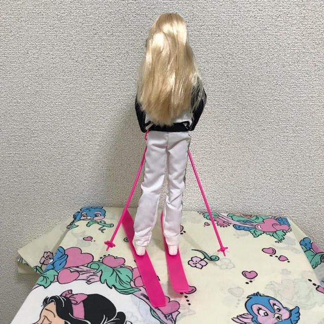 Barbie(バービー)のBarbie ビンテージ バービー 可動式 ヴィンテージ バービー人形 アメトイ キッズ/ベビー/マタニティのおもちゃ(ぬいぐるみ/人形)の商品写真