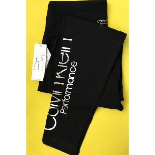 カルバンクライン(Calvin Klein)の【新品レア】Calvin Klein Performance シルバーロゴ61(レギンス/スパッツ)