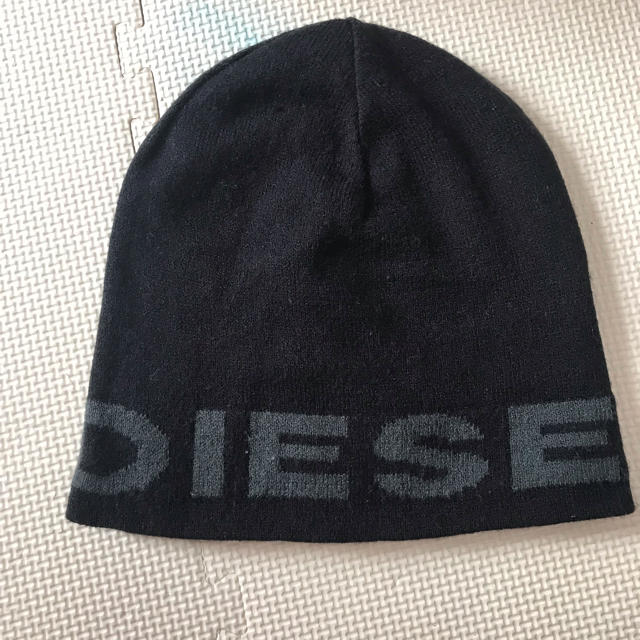 DIESEL(ディーゼル)のディーゼル リバーシブル ニット帽 メンズの帽子(ニット帽/ビーニー)の商品写真