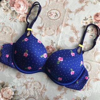 ヴィクトリアズシークレット(Victoria's Secret)の新品☆Victoria’s secret ヴィクトリアズシークレット ブラ(ブラ)