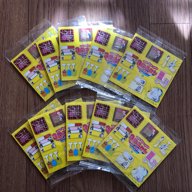 小学館(ショウガクカン)の5種類2セット‼️コナン☆付箋☆おまけ付き エンタメ/ホビーのコレクション(ノベルティグッズ)の商品写真