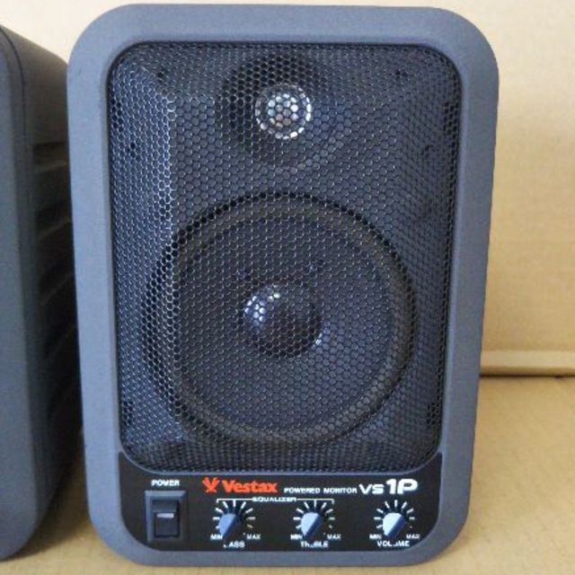 Vestax ベスタクス VS1P モニタースピーカー パワードスピーカー Vestax ベスタクス VS1P モニタースピーカー パワードスピーカー