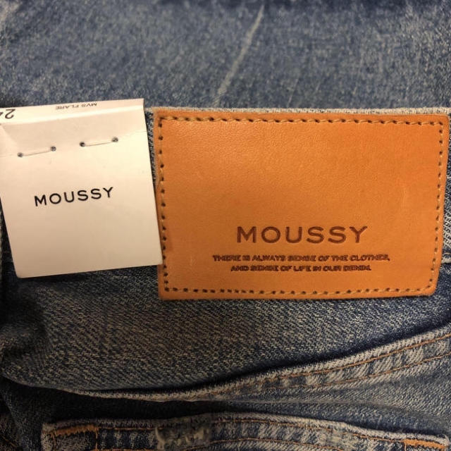 新型美脚神デニム♡MOUSSY mvs flear♡mvsフレアデニム新品未使用 3