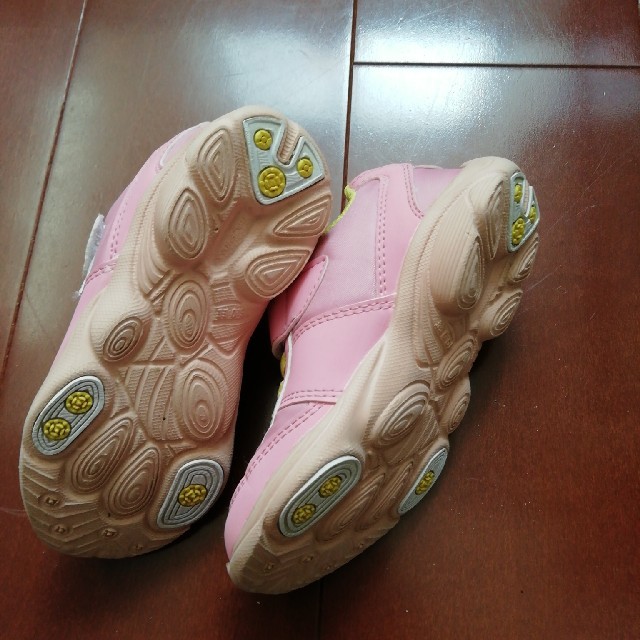 瞬速　ピンクスニーカー　サイズ16センチ キッズ/ベビー/マタニティのキッズ靴/シューズ(15cm~)(スニーカー)の商品写真