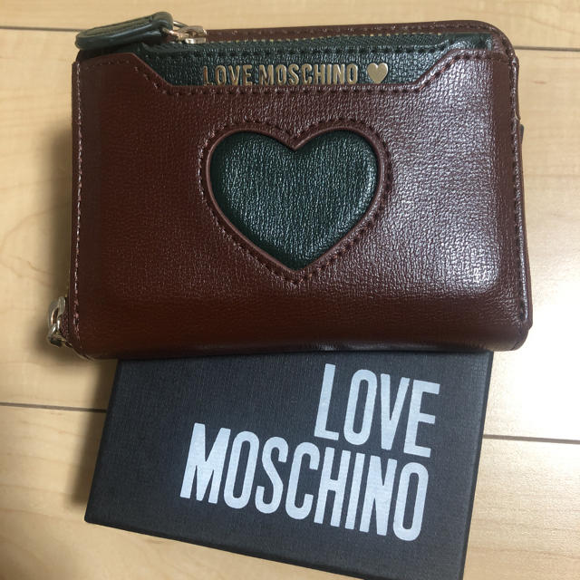 MOSCHINO(モスキーノ)のLOVE MOSCHINO 財布 レディースのファッション小物(財布)の商品写真