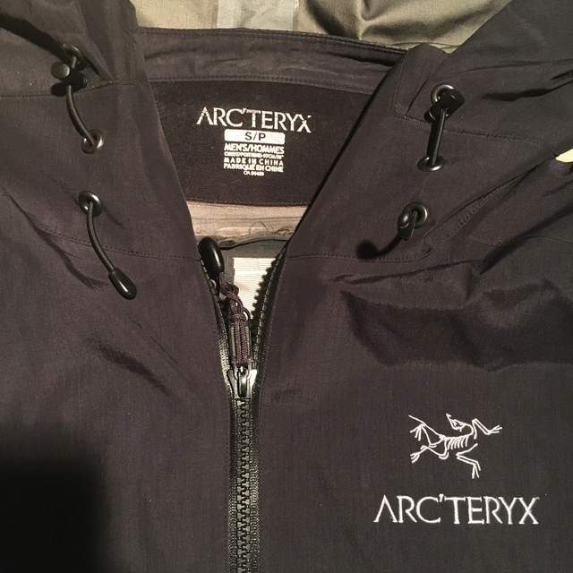 ARC'TERYX(アークテリクス)のアークテリクス ARC'TERYX/ジャケット メンズS マウンテンジャケット メンズのジャケット/アウター(マウンテンパーカー)の商品写真