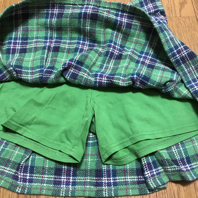 GAP Kids(ギャップキッズ)のGAP KIDS チェックプリーツスカート 130 キッズ/ベビー/マタニティのキッズ服女の子用(90cm~)(スカート)の商品写真