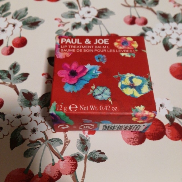 PAUL & JOE(ポールアンドジョー)のPAUL&JOE　リップトリートメントバーム コスメ/美容のスキンケア/基礎化粧品(リップケア/リップクリーム)の商品写真