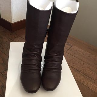 ☆美品♪ ARAVON  ( アラヴォン) ニューバランス　ブーツ　23.5cm