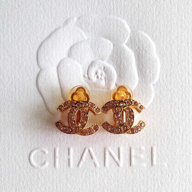 CHANEL(シャネル)のCCラインストーンCHANELイヤリング レディースのアクセサリー(イヤリング)の商品写真