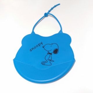 スヌーピー(SNOOPY)の新品★スヌーピー お食事エプロン(お食事エプロン)