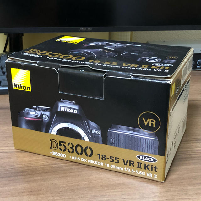 Nikon(ニコン)のNikon D5300 18-55 VR II Kit スマホ/家電/カメラのカメラ(デジタル一眼)の商品写真