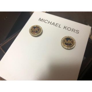 マイケルコース(Michael Kors)のマイケルコース ロゴピアス(ピアス)