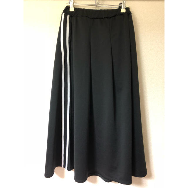 w closet(ダブルクローゼット)のラインスカート レディースのスカート(ロングスカート)の商品写真