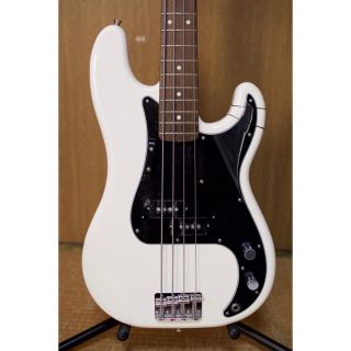 フェンダー(Fender)のFender Japan Exclusive 70s P Bass(エレキベース)