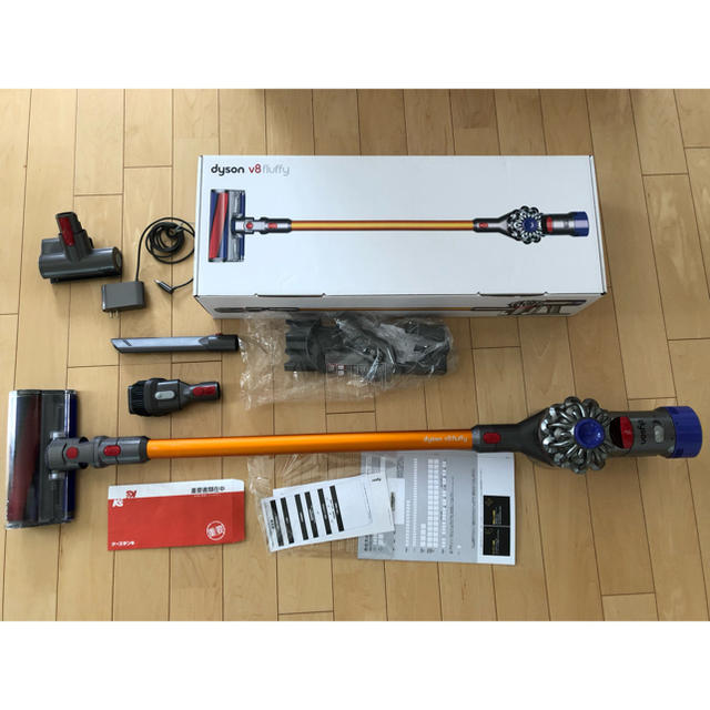 専用出品 ダイソン V8 Fluffy Dyson 付属品完備