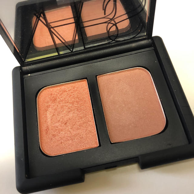 NARS(ナーズ)の【人気】NARS デュオアイシャドウ 3902 コスメ/美容のベースメイク/化粧品(アイシャドウ)の商品写真