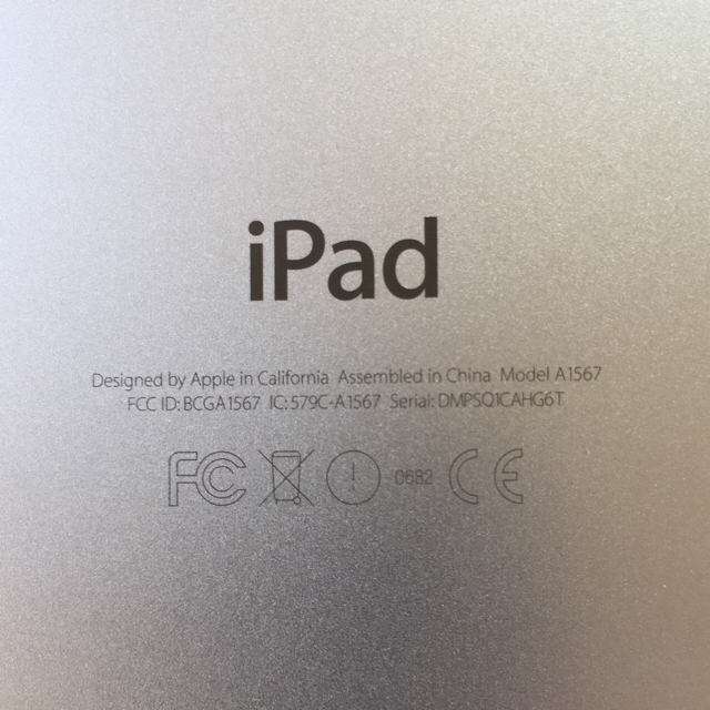 iPad Air２シルバーdocomo32GBの通販 by やまやま's shop｜アイパッドならラクマ - m様専用！
iPad 2022即納