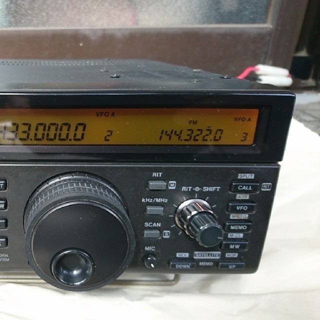 アマチュア無線機 IC820 25Wオールモード機