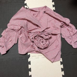 ザラ(ZARA)のZARA トップス(カットソー(半袖/袖なし))