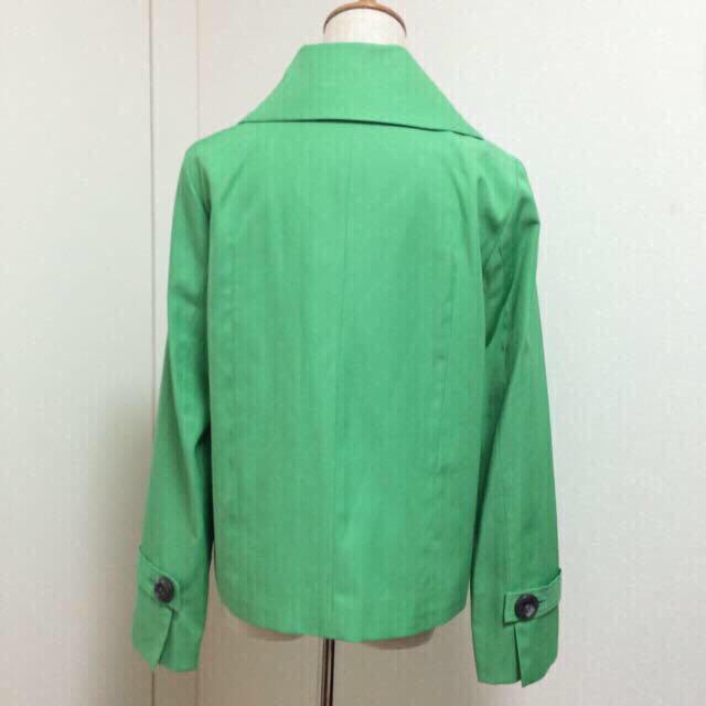 美品♡鮮やかグリーンのスプリングコート レディースのジャケット/アウター(スプリングコート)の商品写真