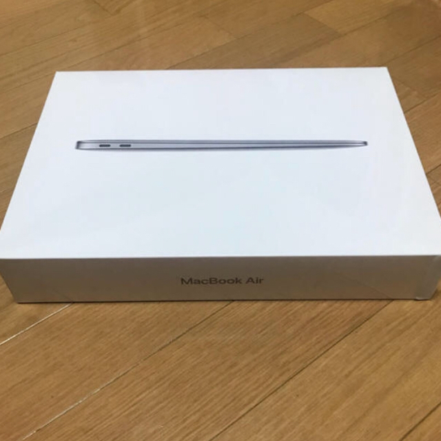 Apple(アップル)の［新品同様］MacBook Air 2018 256GB スマホ/家電/カメラのPC/タブレット(ノートPC)の商品写真